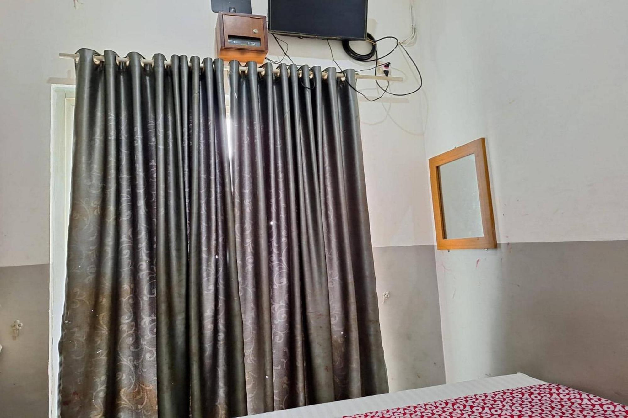 Oyo 93584 Rukotel South Tangerang Екстериор снимка