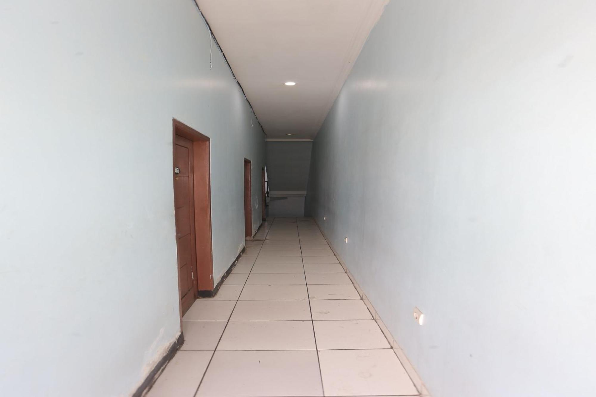 Oyo 93584 Rukotel South Tangerang Екстериор снимка