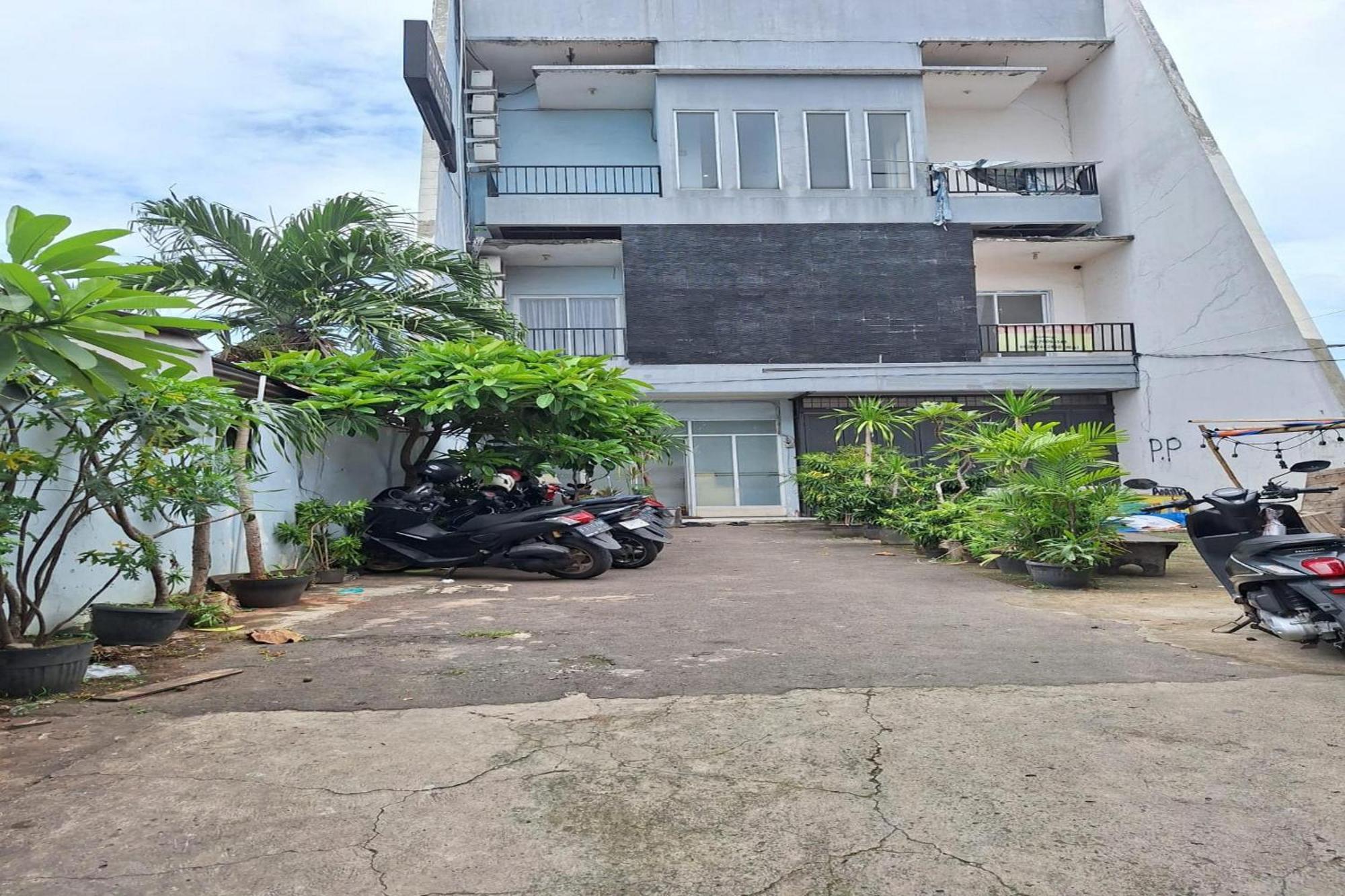 Oyo 93584 Rukotel South Tangerang Екстериор снимка