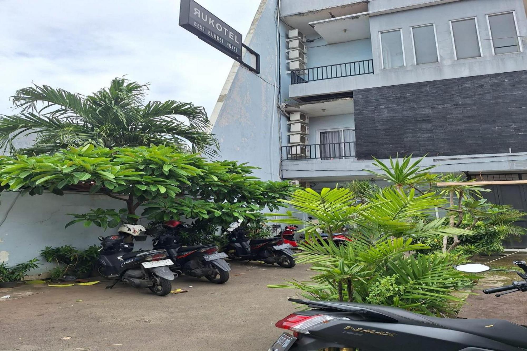 Oyo 93584 Rukotel South Tangerang Екстериор снимка
